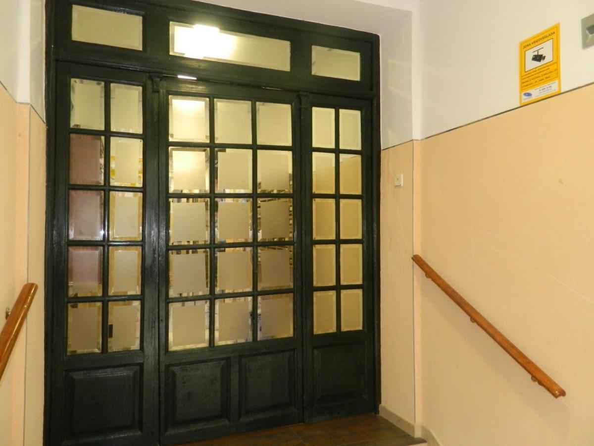 Centro / Ferrocarril 3 Apartment Madrid Luaran gambar